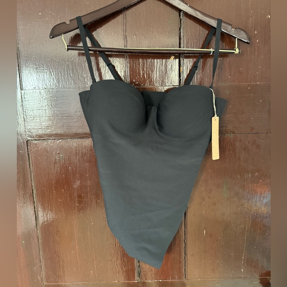 SKIMS brand new underwire thong bodysuit